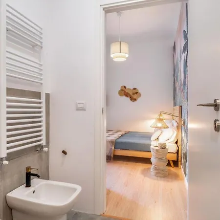 Tropical And New Flat In Porta Venezia By Easylife * Milano